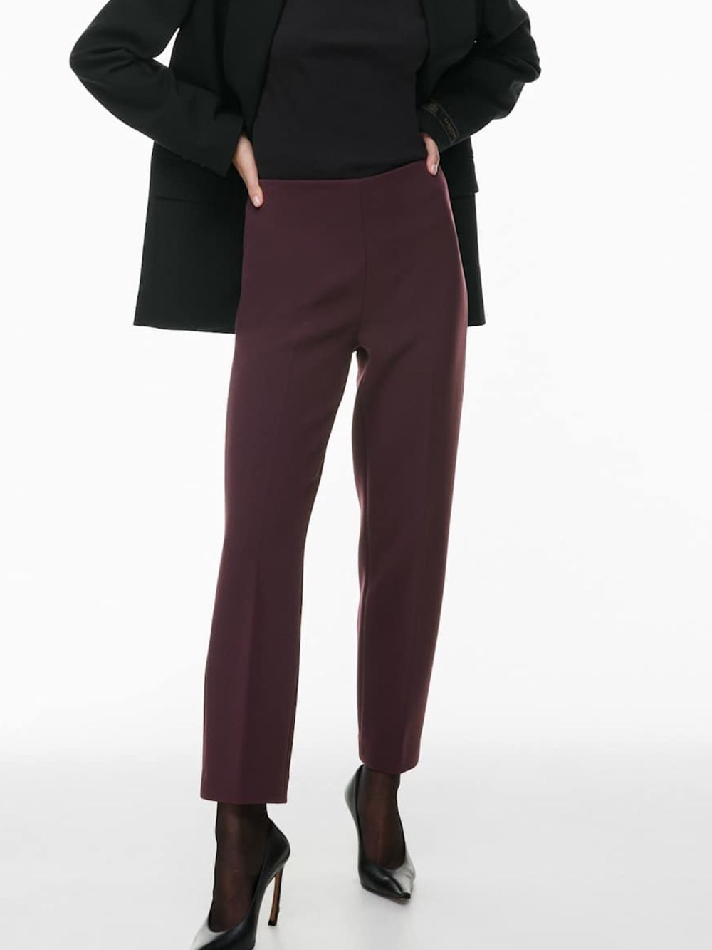 Babaton Aritzia Verdict Slim-Fit Carrot-Leg Crepe Pants in Deep Currant Red